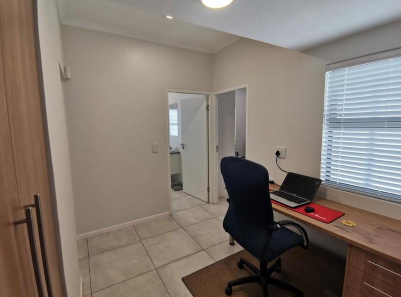 3 Bedroom Property for Sale in Country Club Western Cape